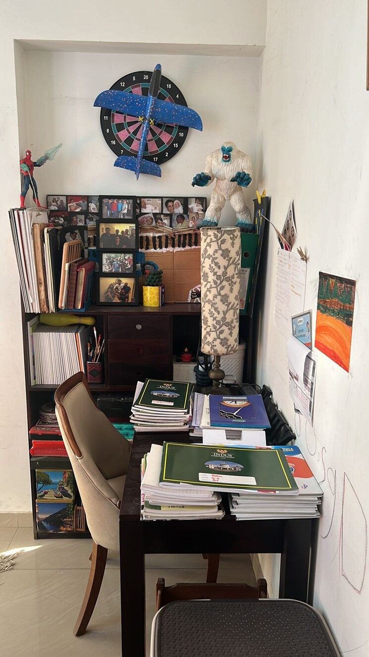 Living Room, amanora-future-towers 2.5 Bedroom 1350 Sq.Ft. Apartment In Hadapsar Pune 8712998