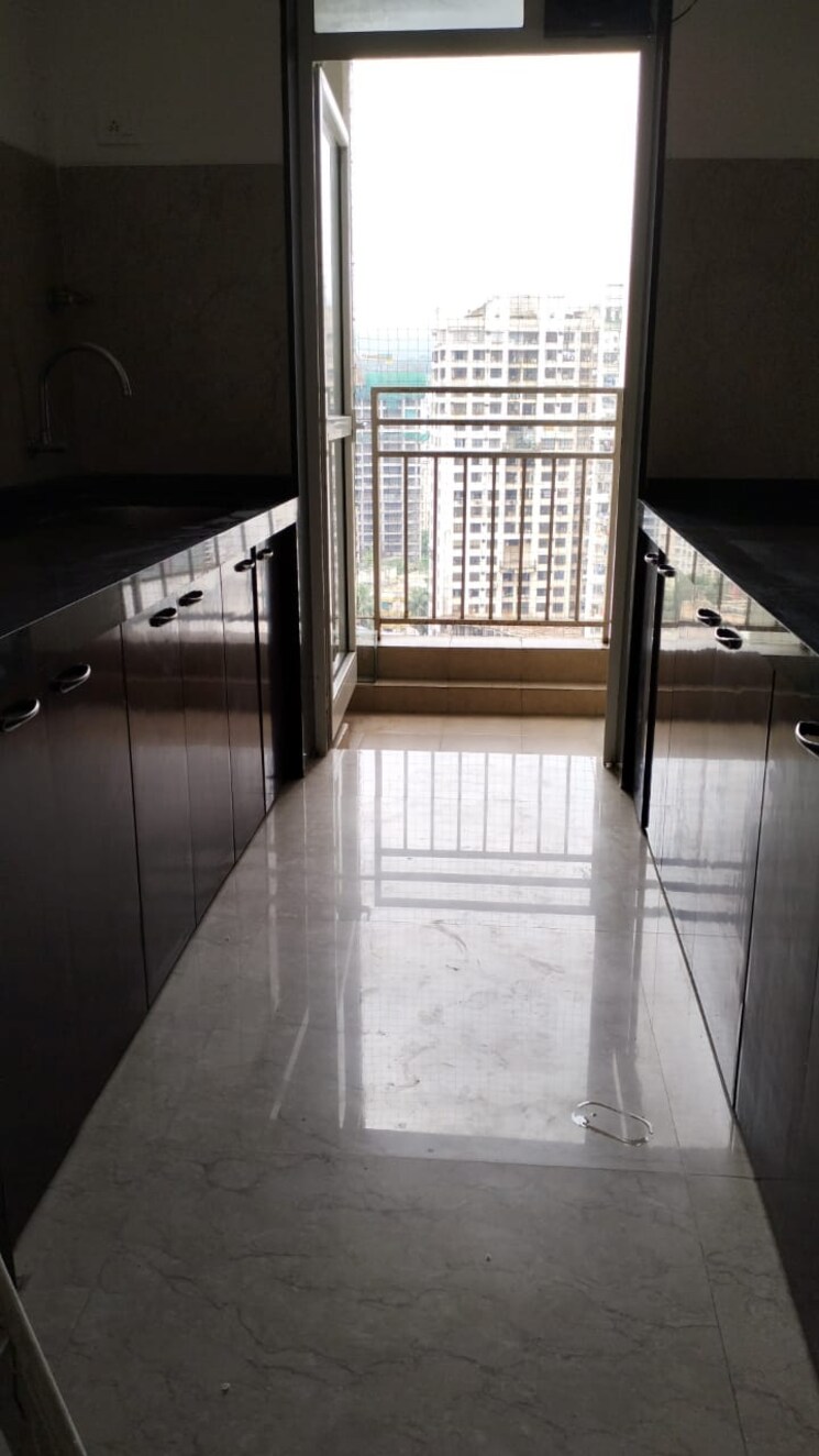 Balcony, mariners-paradise 4 Bedroom 2150 Sq.Ft. Apartment In Sector 87 Faridabad 8713400