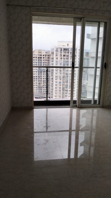 Room in 4 BHK Apartment at Mariners Paradise, Sector 87 – for Sale