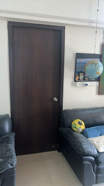 Furnished Amenities in 2.5 BHK Apartment at Amanora Future Towers, Hadapsar – for Sale
