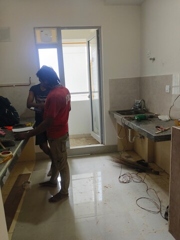 Team Area in 2 BHK Apartment at Piramal Vaikunth, Balkum Pada – for Rent