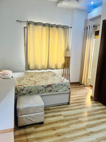 Bedroom in 3 BHK Apartment at Ardee City Palm Grove Heights, Sector 52 – for Rent