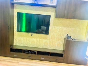 Furnished Amenities in 3 BHK Apartment at Ardee City Palm Grove Heights, Sector 52 – for Rent