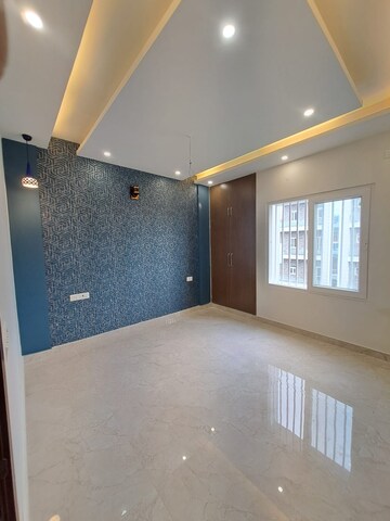 Room in 3 BHK Apartment at Ganesh Nagar – for Rent
