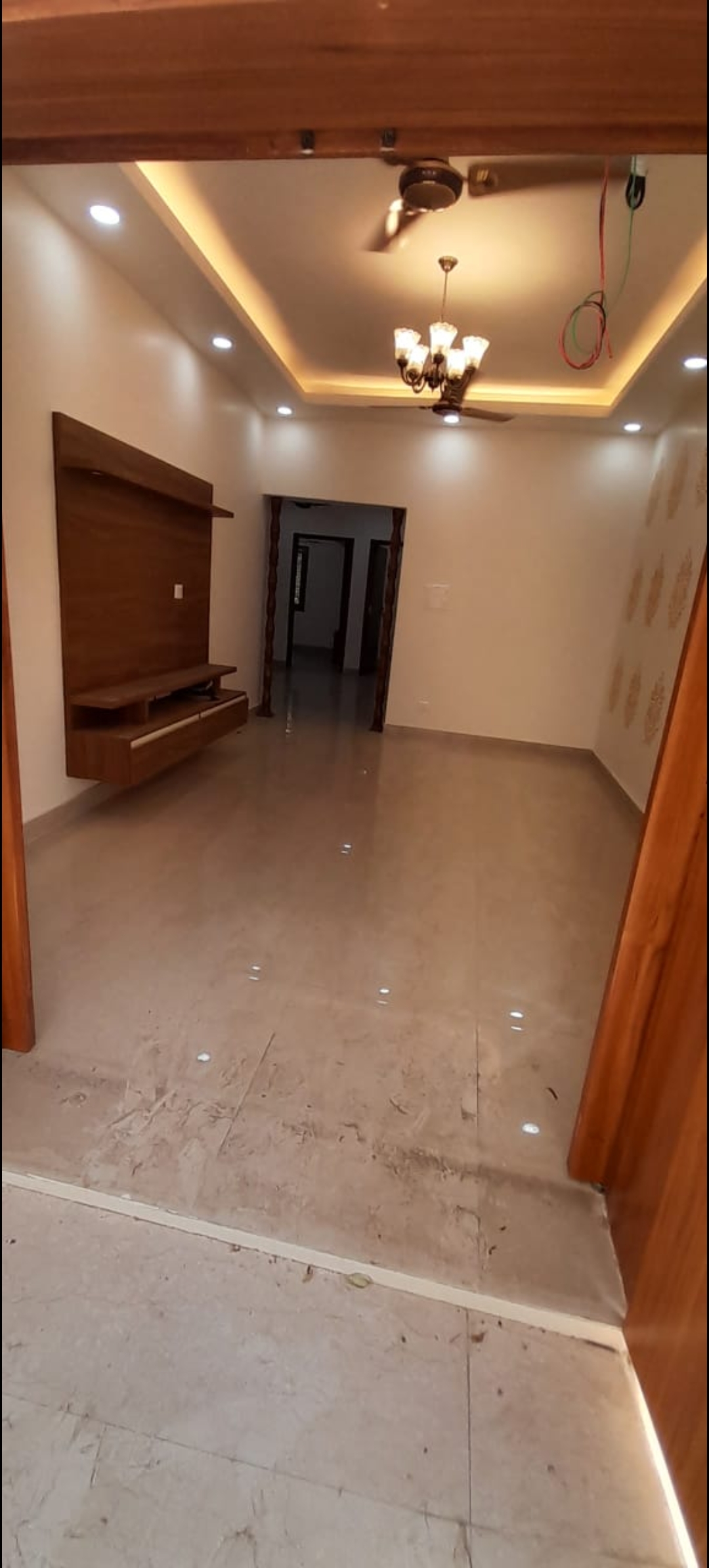 3 BHK + Extra Room Builder Floor For Rent in Chittaranjan Park