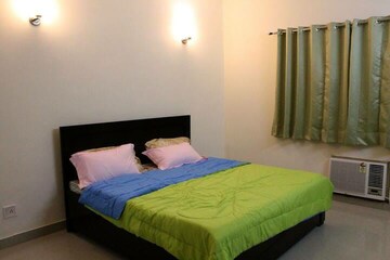 Bedroom in 3 BHK Apartment at Ardee City Palm Grove Heights, Sector 52 – for Rent