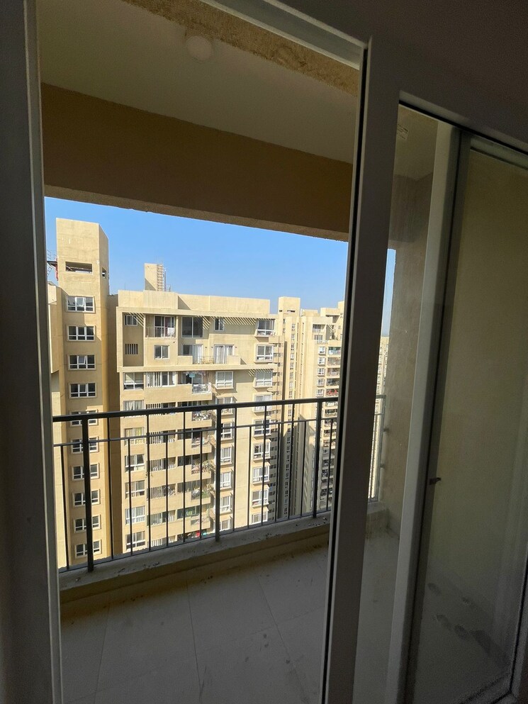 Room, bhartiya-nikoo-homes 4 Bedroom 3168 Sq.Ft. Apartment In Thanisandra Main Road Bangalore 8713357