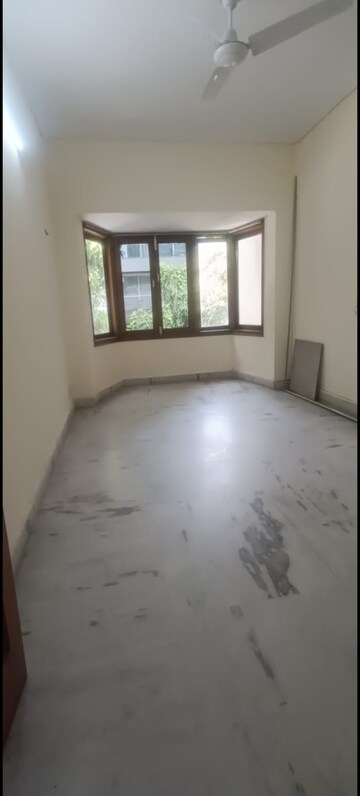 Room in 4 BHK Builder Floor at Greater Kailash – for Rent