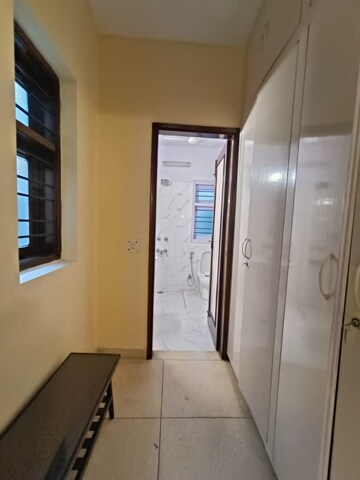 Building Lobby in 3 BHK Builder Floor at Veera Safdarjung Enclave, Safdarjung Enclave – for Rent