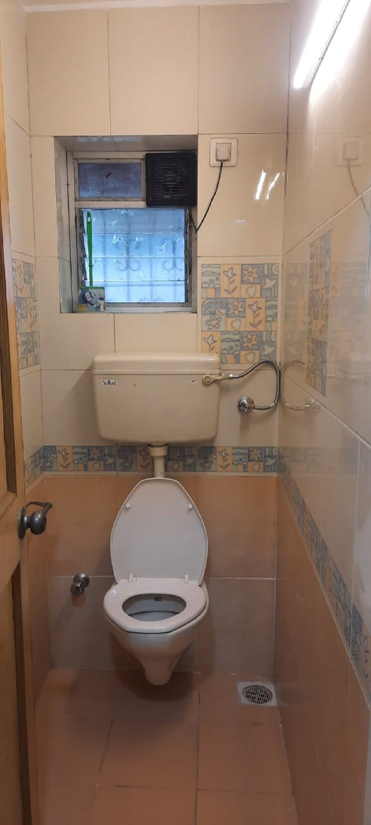Bathroom, bandra west 2 Bedroom 750 Sq.Ft. Apartment In Bandra West Mumbai 8714263