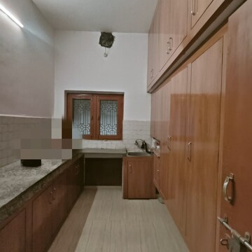 Kitchen in 3.5 BHK Independent House at Gomti Nagar – for Rent
