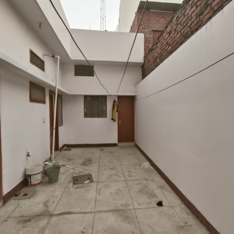 undefined, gomti nagar 3.5 Bedroom 3200 Sq.Ft. Independent House In Gomti Nagar Lucknow 8714363