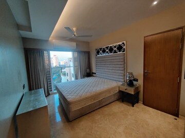 Bedroom in 3 BHK Apartment at Khar West – for Sale