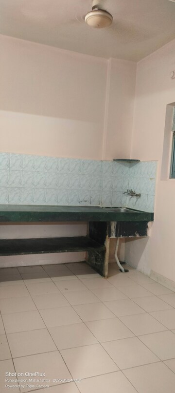 Bedroom in 1 BHK Apartment at Goyal Enclave, Vishrantwadi – for Rent