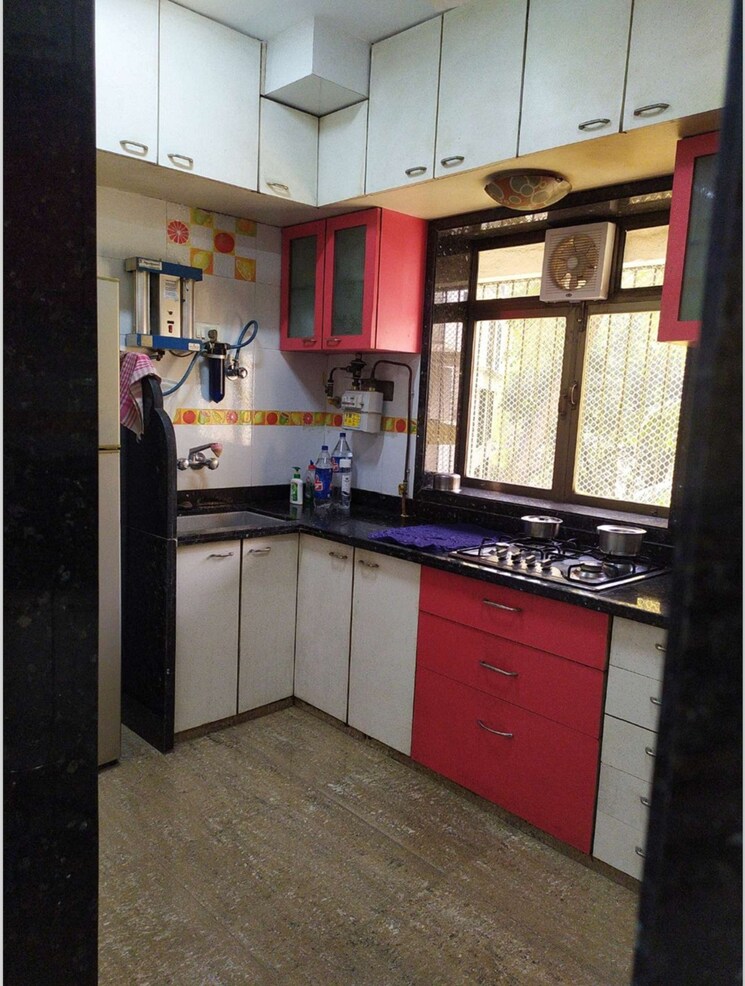 Kitchen, bandra west 2 Bedroom 750 Sq.Ft. Apartment In Bandra West Mumbai 8714352