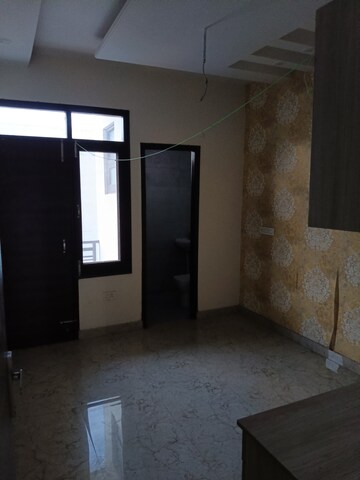 Room in 3 BHK Builder Floor at Dhakoli – for Rent