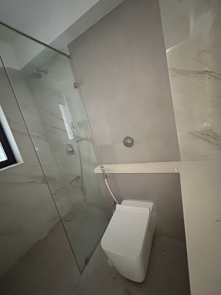 Bathroom, aum-nav-kiran 3 Bedroom 1148 Sq.Ft. Apartment In Khar West Mumbai 8714361