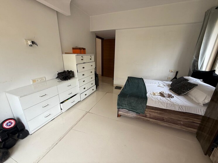 Living Room, khar west 3 Bedroom 1200 Sq.Ft. Apartment In Khar West Mumbai 8714369