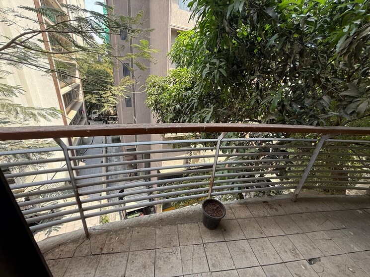 Balcony, khar west 3 Bedroom 1200 Sq.Ft. Apartment In Khar West Mumbai 8714369