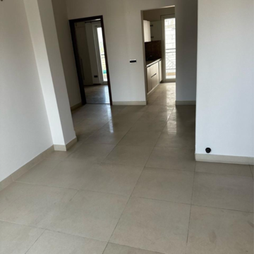 Room in 3 BHK Apartment at Central Park 3 Flower Valley, Sohna Sector 33 – for Rent