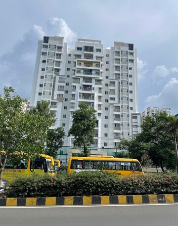 3 BHK Apartment – Exterior View View at Rainbow Vistas, Hi Tech City - for Rent