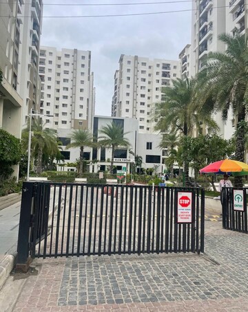 3 BHK Apartment – Exterior View View at Rainbow Vistas, Hi Tech City - for Rent