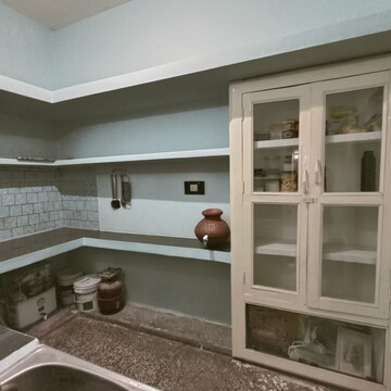 Kitchen in 2 BHK Independent House at Gomti Nagar – for Rent