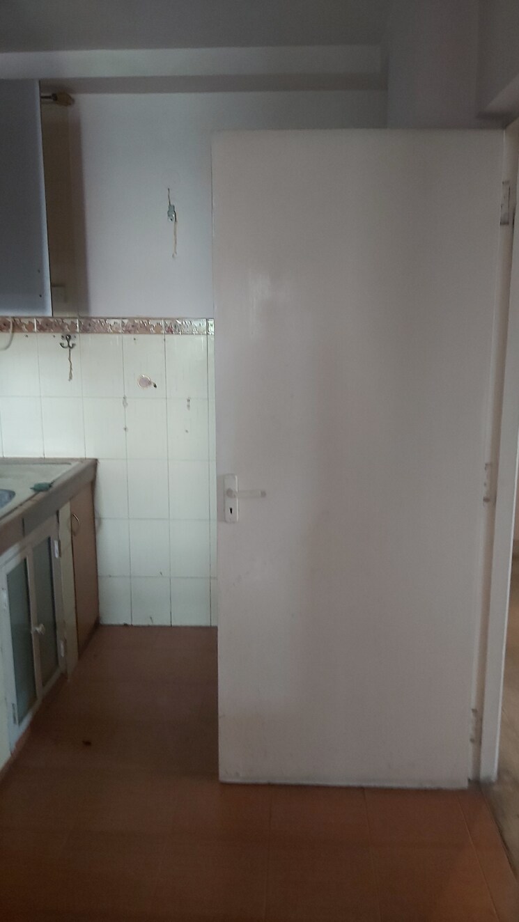 Kitchen, mayur vihar 3.5 Bedroom 1350 Sq.Ft. Apartment In Mayur Vihar Delhi 8714407