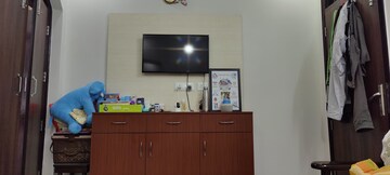 Furnished Amenities in 1 BHK Builder Floor at Ramesh Nagar – for Rent