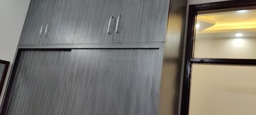 Furnished Amenities in 1 BHK Builder Floor at Ramesh Nagar – for Rent