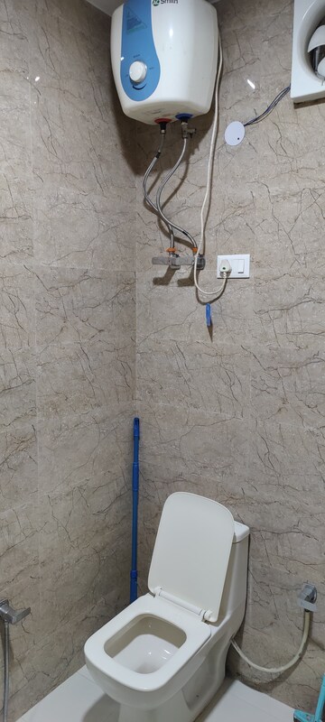 Bathroom in 1 BHK Builder Floor at Ramesh Nagar – for Rent