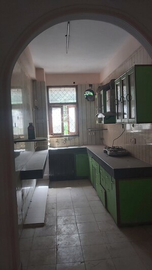 Kitchen in 3.5 BHK Apartment at Purvasha Apartments, Patparganj – for Sale