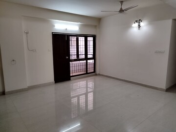 Room in 3 BHK Apartment at Vishnu Homes Kondapur, Kondapur – for Rent