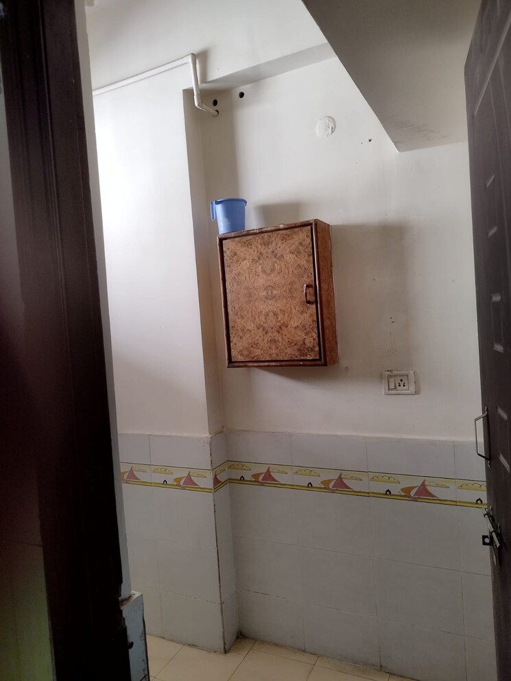 Bathroom, vishnu-homes-kondapur 3 Bedroom 2200 Sq.Ft. Apartment In Kondapur Hyderabad 8714425