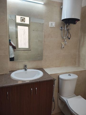 Bathroom in 3.5 BHK Builder Floor at Unitech South City II, Sector 50 – for Rent