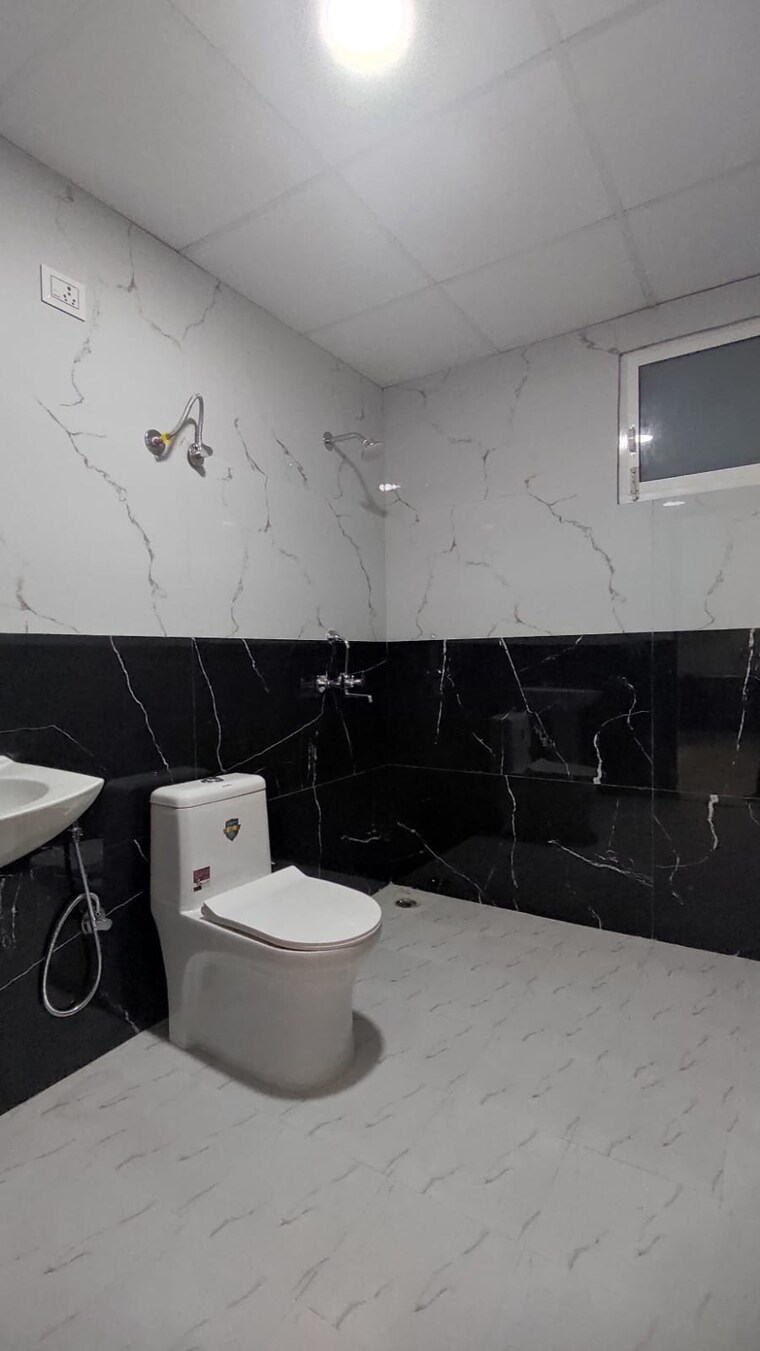 Master Bedroom, dmd-hometech-awas-yojna 2 Bedroom 1100 Sq.Ft. Apartment In Sector 73 Noida 8714436