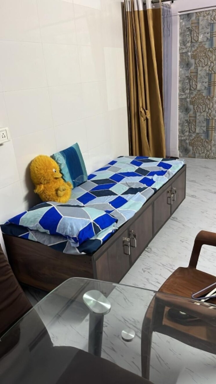 Bedroom, dalkhaniya-house 1 Bedroom 500 Sq.Ft. Apartment In Santacruz East Mumbai 8714456
