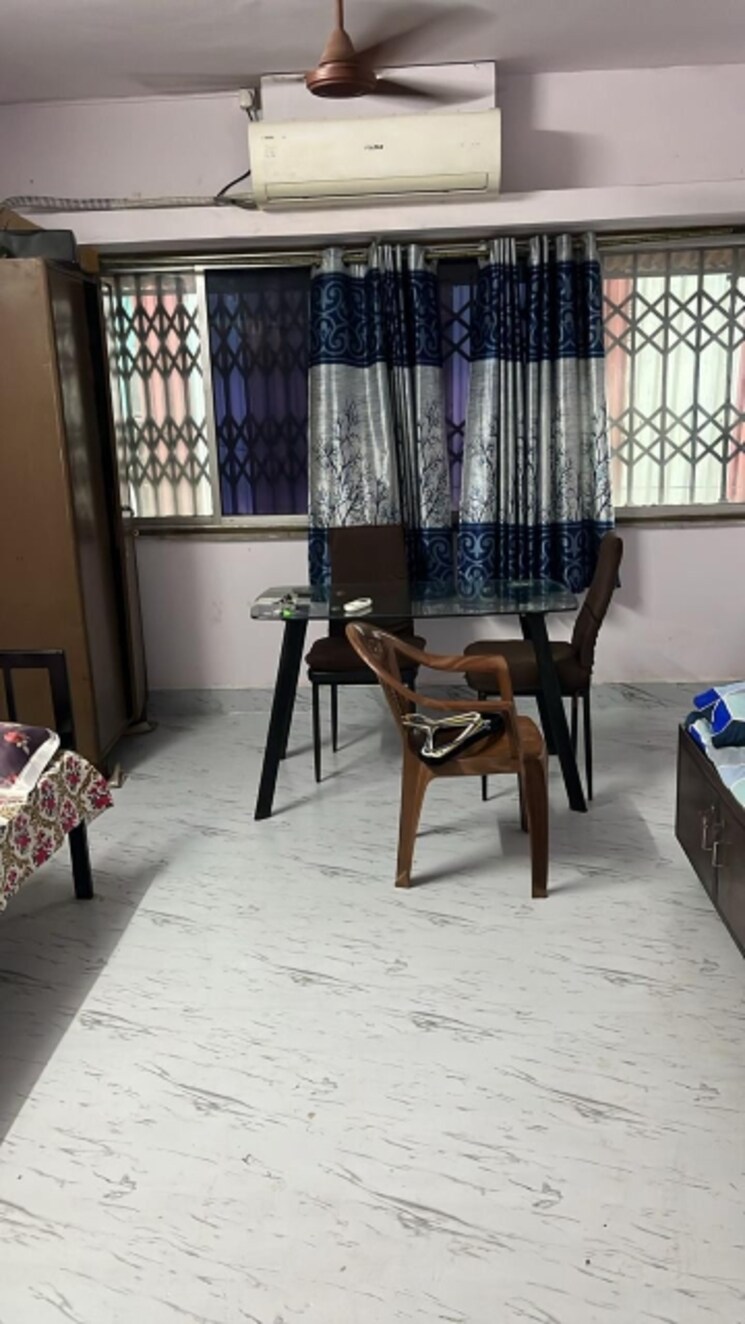 Gym, dalkhaniya-house 1 Bedroom 500 Sq.Ft. Apartment In Santacruz East Mumbai 8714456