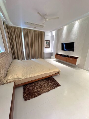Bedroom in 4 BHK Apartment at KDI Juhu Ankur, Juhu – for Rent