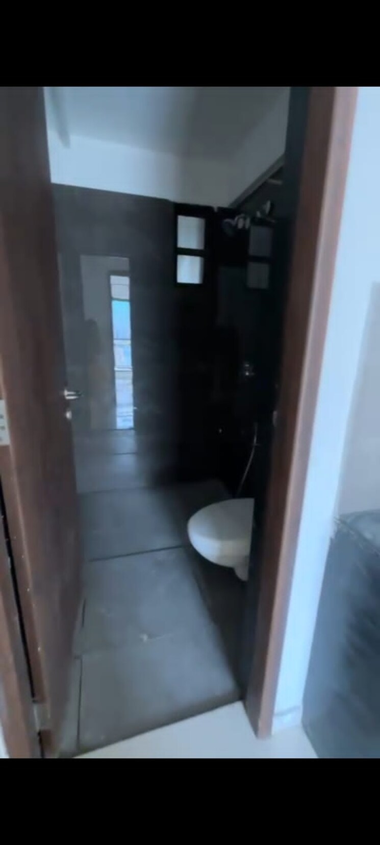 Bathroom, pride-world-city-wellington 3 Bedroom 1156 Sq.Ft. Apartment In Charholi Budruk Pune 8714469