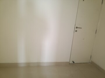 Room in 4 BHK Apartment at Emaar Palm Terraces Select, Sector 66 – for Rent