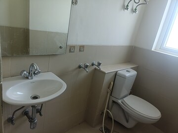 Bathroom in 4 BHK Apartment at Emaar Palm Terraces Select, Sector 66 – for Rent