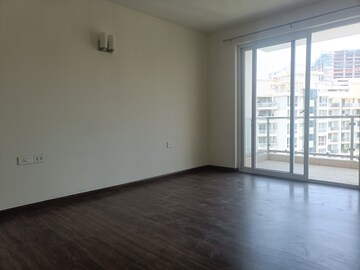 Room in 4 BHK Apartment at Emaar Palm Terraces Select, Sector 66 – for Rent