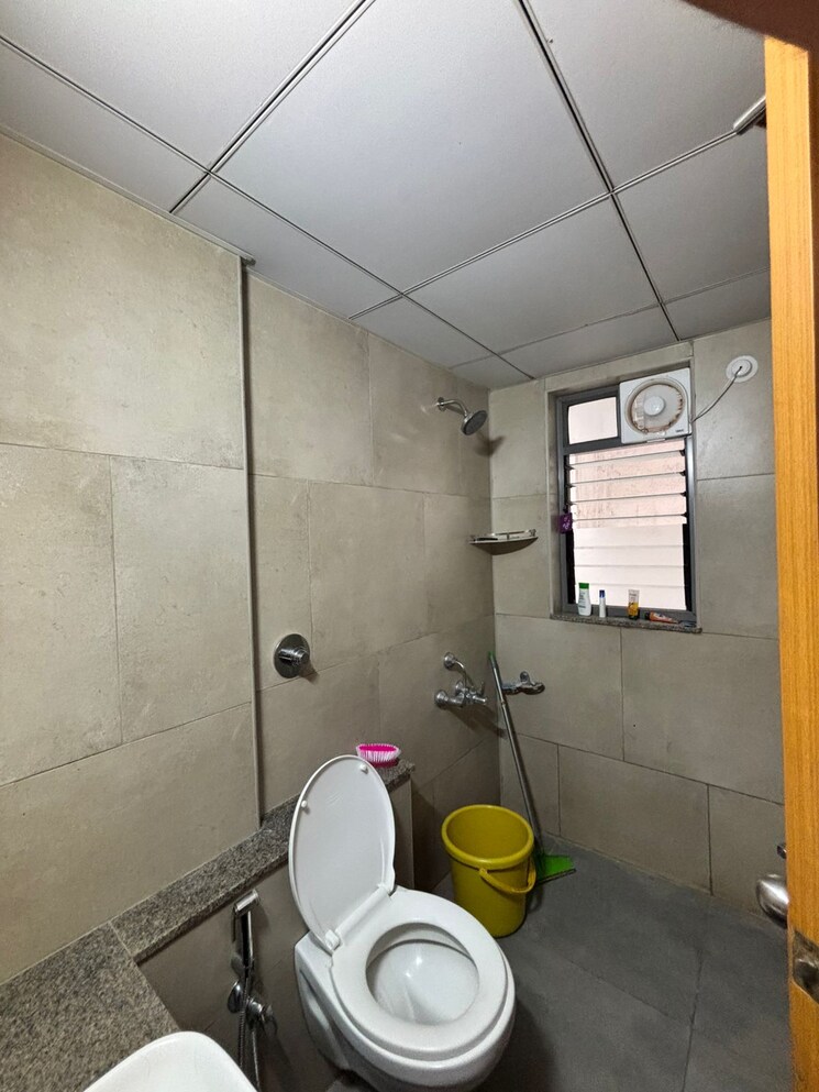 Bathroom, arvind-skylands 2.5 Bedroom 1550 Sq.Ft. Apartment In Jakkuru Bangalore 8714479