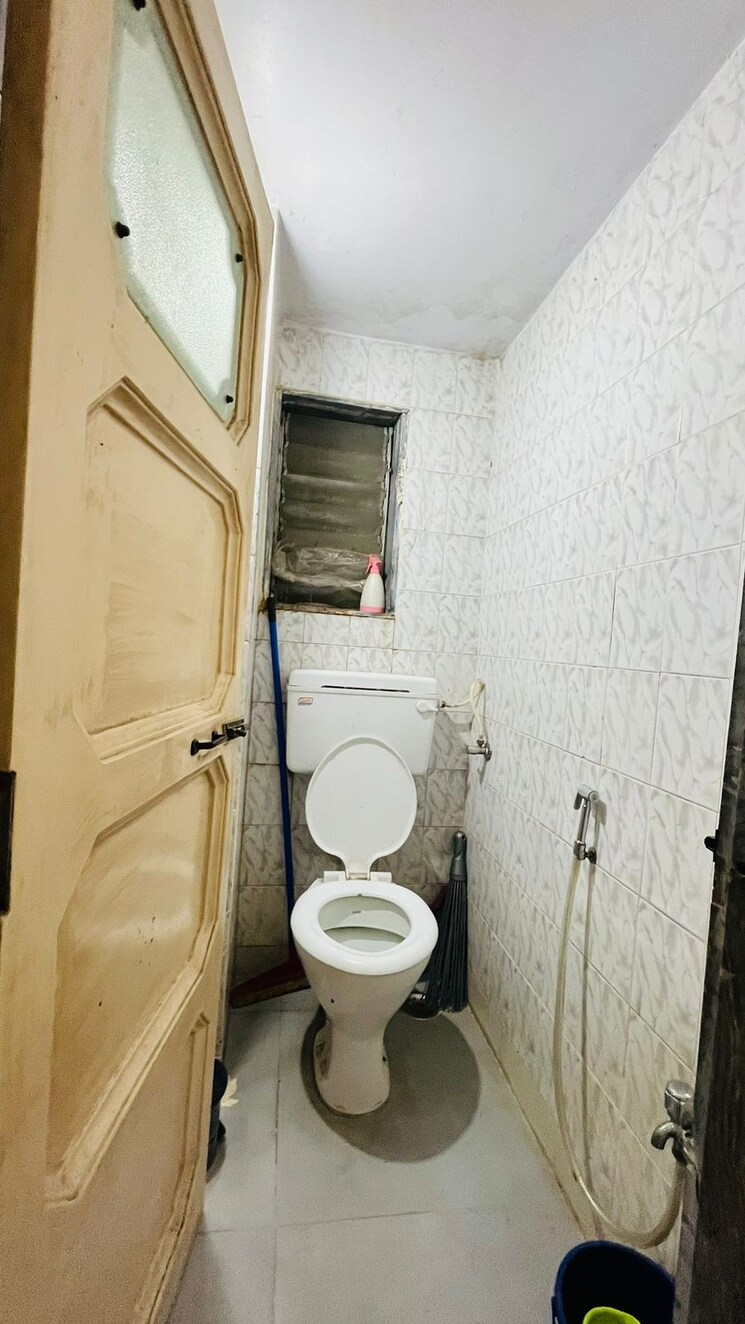 Bathroom, dombivli west Studio 355 Sq.Ft. Apartment In Dombivli West Thane 8714505