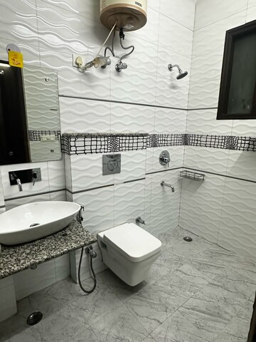 Master Bedroom in 4 BHK Apartment at Bestech Park View Spa, Sector 47 – for Sale