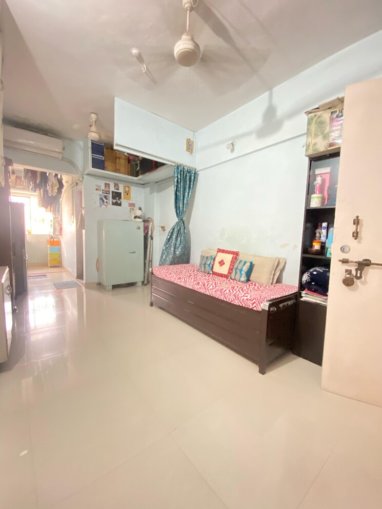 Living Room, triveni-apartment-dadar-west 1 RK 240 Sq.Ft. Apartment In Dadar West Mumbai 8714561