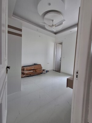 Room in 3 BHK Builder Floor at Sahastradhara Road – for Sale
