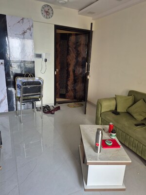 Living Room in 1.5 BHK Apartment at Gami Jade, Vashi Sector 28 – for Sale