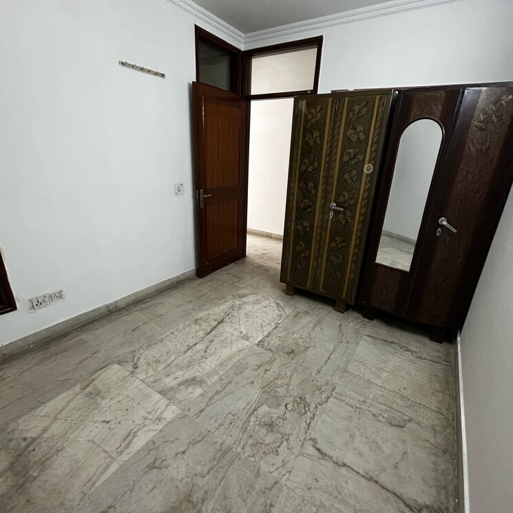 Room, kotla mubarakpur 2 Bedroom 900 Sq.Ft. Builder Floor In Kotla Mubarakpur Delhi 8714620